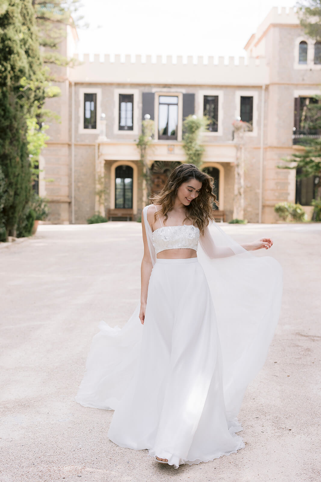 Capa Minerva & Crop Top Loto & Falda Maddi - Otaduy