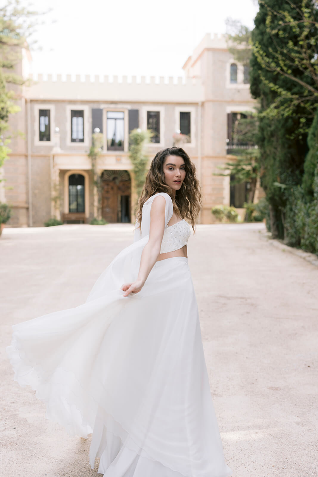 Capa Minerva & Crop Top Loto & Falda Maddi - Otaduy