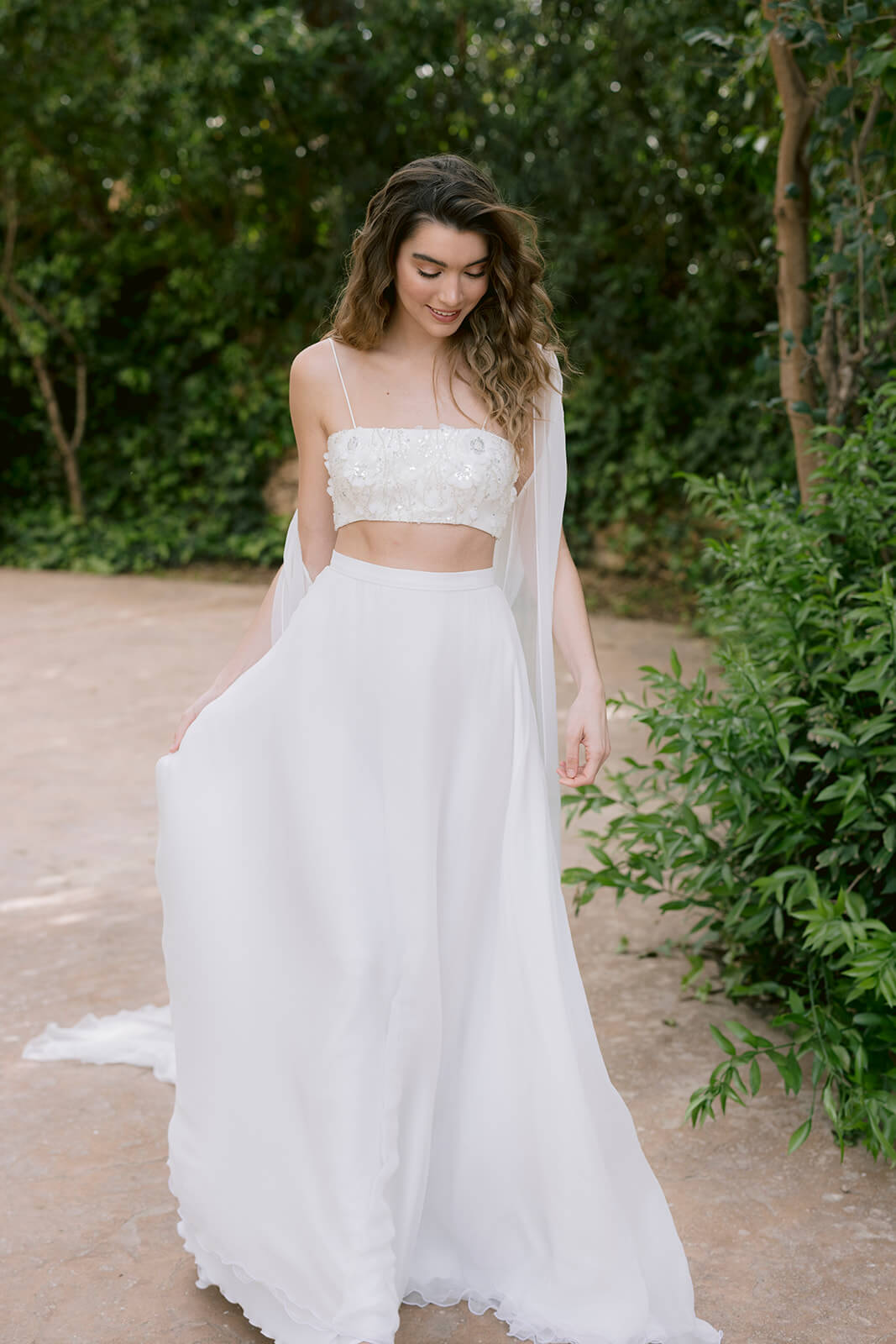 Capa Minerva & Crop Top Loto & Falda Maddi - Otaduy