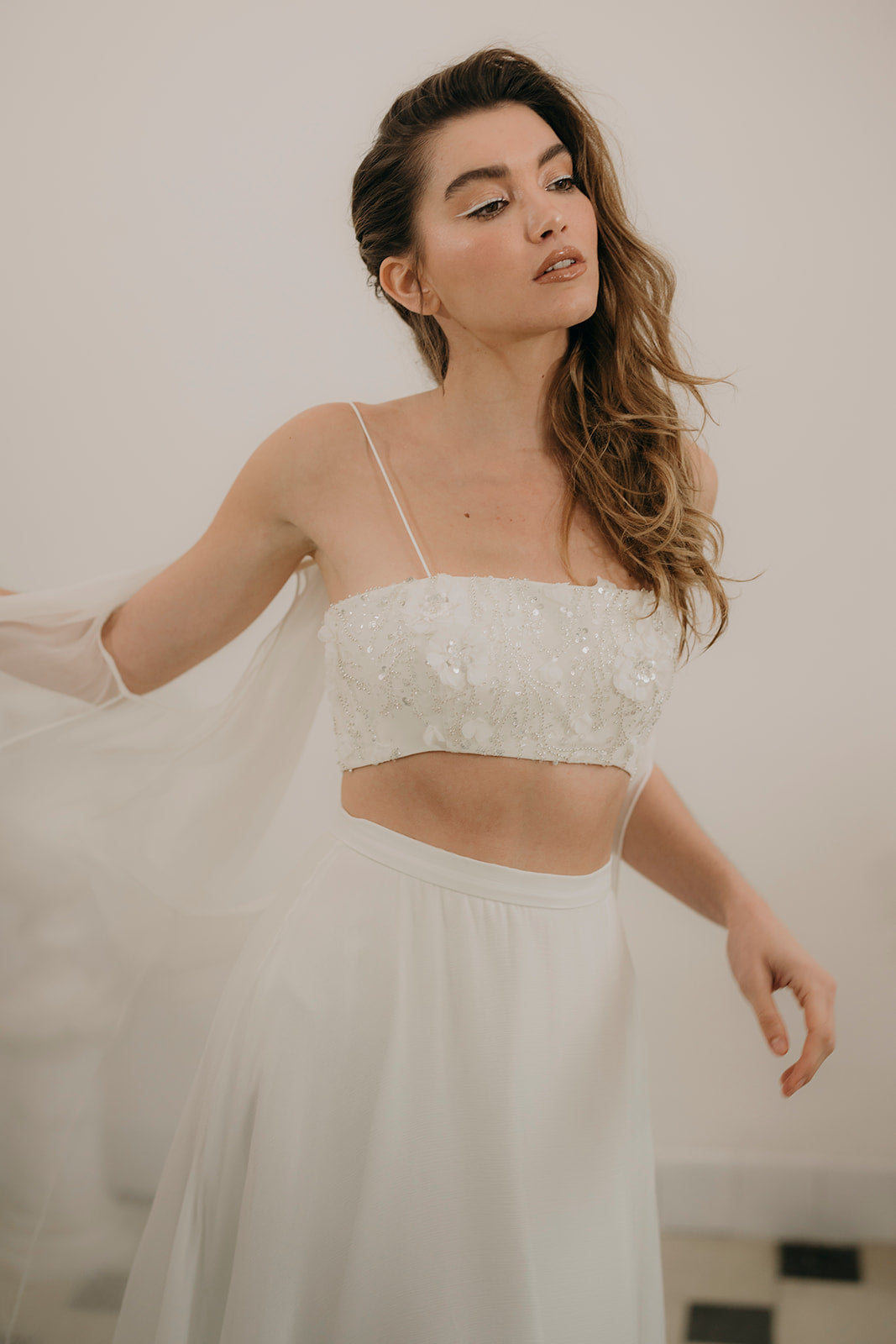 Capa Minerva & Crop Top Loto & Falda Maddi - Otaduy